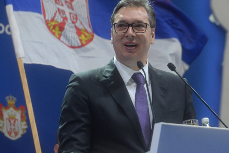 Ovako je Vučić čestitao Uskrs