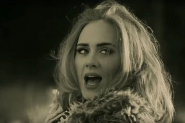 SLAVNA PEVAČICA NA IVICI ALKOHOLIZMA: Otkrila "najmračniju" tajnu, pa zaprepastila fanove!