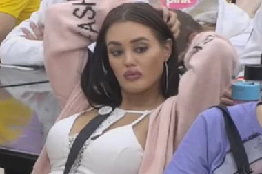 Ani Korać hakovan profil na Instagramu: Davidova majka odmah reagovala!