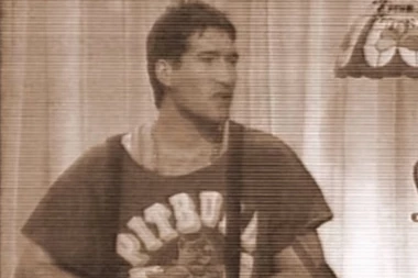 Prošla je 21 godina od ubistva Zorana Šijana, a od ubica ni TRAGA NI GLASA: Majka sumnja da iza svega stoji BIA