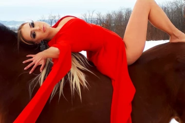 Ona je naša najspremnija pevačica!