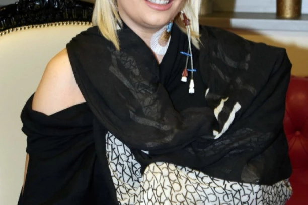 Veliki napredak: Posle pakla koji je prošla sa rukom Dea Đurđević pokazala šta sada sve može da radi sa njom!