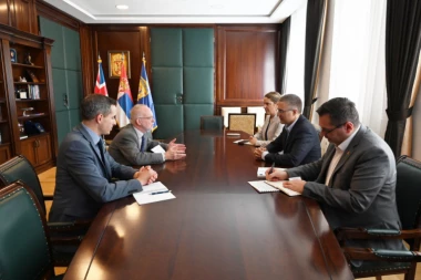 Sastanak Stefanovića i ambasadora Velike Britanije: Saradnja dve zemlje u borbi protiv kriminala
