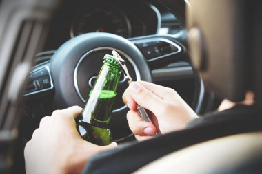 VOZIO POD DEJSTVOM ALKOHOLA: Vozač isključen iz saobraćaja na graničnom prelazu
