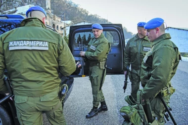 KOME SMETA SRPSKA ŽANDARMERIJA? Posle Đilasa na elitnu policijsku jedinicu udarila i Demokratska stranka