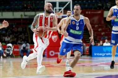 Zvezda DEKLASIRALA Dunav na startu Superlige - blistao Ristić!