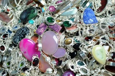 Rubin, dijamant, smaragd... Svaki mesec ima odgovarajući dragi kamen - Koji je tvoj?