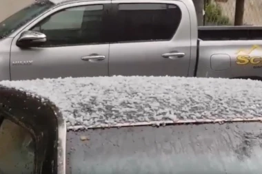 Grad razorio Arilje, Lučane i Požegu - proglašena vanredna situacija