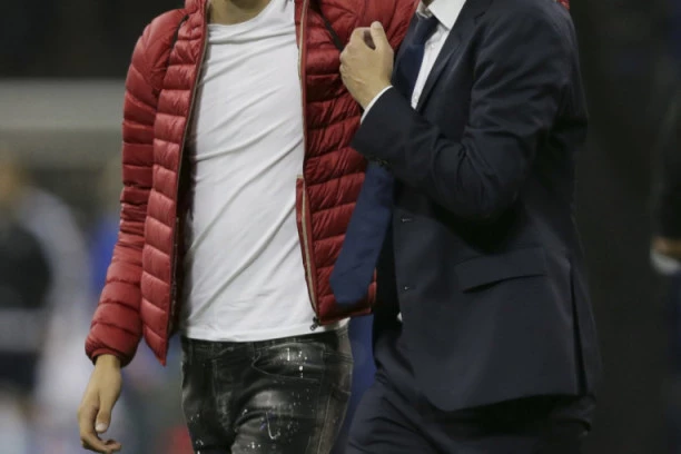 BOMBA U MADRIDU: Zidan napušta Real, prelazi u Francusku!