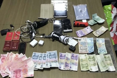 UDARILI NA SIROTE KINEZE: Trojica mladića opljačkali radničku baraku