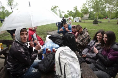 STIŽE NAM POVRATAK PROLEĆA,  A EVO HOĆE LI BITI KIŠE ZA 1. MAJ: Vremenska prognoza za subotu, 27. april