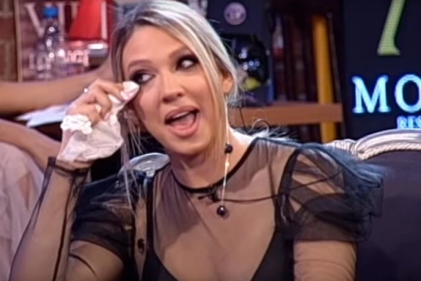 Svi komentarišu: Milica NAPOKON otkrila razlog raskida sa Strugarom!