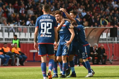 Zvezdina nova meta je Gambijac!