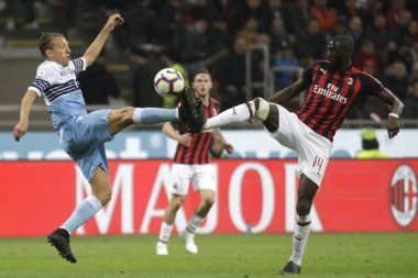 Fudbaler Milana OŠTRO kažnjen zbog kašnjenja na trening!