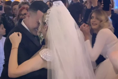 PRE IVANA MILEUSNIĆA, DANIJELA KARIĆ JE LJUBILA NIKOLU: Ljubav je trajala 12 godina, imaju DECU, pa se zbog ovoga razišli (FOTO)