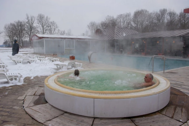 KORONA NE OMETA STRANCE DA ODMARAJU U SRBIJI: Najviše vole dve srpske banje i dve planine