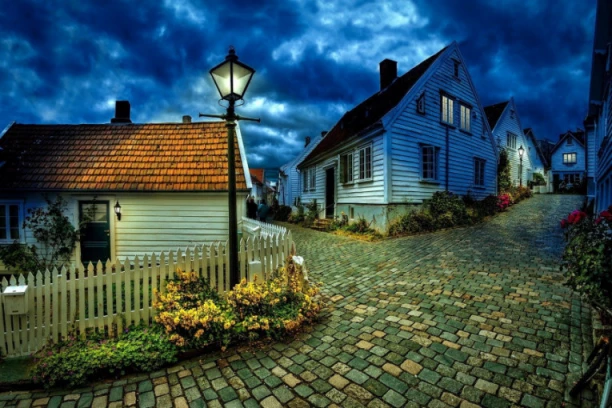 PAR RENOVIRAO KUĆU I OTKRIO TAJNI BUNAR: Kada vidite šta se nalazi unutra, biće vam jasno zašto su zapanjeni!