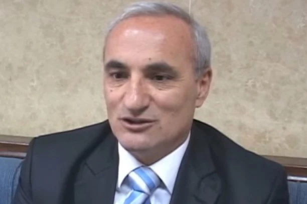 TARZAN MILOŠEVIĆ SE BORI ZA ŽIVOT! Bivši ambasador Crne Gore u Srbiji imao tešku saobraćajnu nesreću!