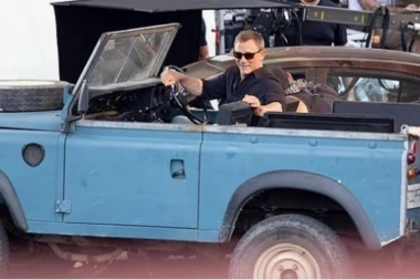 NIJE ASTON MARTIN: Otkriven jedan od automobila koje će Džejms Bond voziti u novom filmu (FOTO)