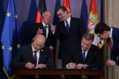 VUČIĆ PREZADOVOLJAN: Veliki dan za našu zemlju, stiže nam najmodernija avio-industrija