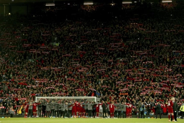 ŠTA ĆE ON TAMO? Bivši fudbaler Liverpula UHAPŠEN zbog protesta protiv Putina!
