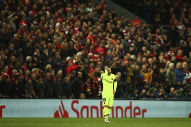 KARIKATURA DANA: Navijači Liverpula se podsmevali Mesiju - stavili ga u kavez!