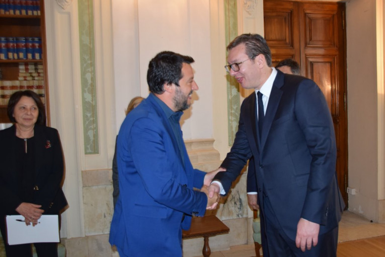 Vučić razgovarao sa Salvinijem: Važna nam je vaša podrška na EU putu