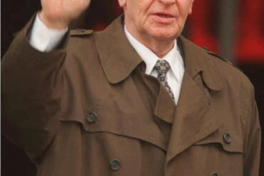 IZETBEGOVIĆ JE ISTINU KRIO DECENIJAMA! Marić: Alija mi je priznao da je Srbin!