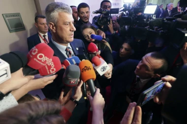 TAČI SE OPET NAJEO BUNIKE: Granicu između Albanije i Kosova treba ukloniti jednom za svagda!