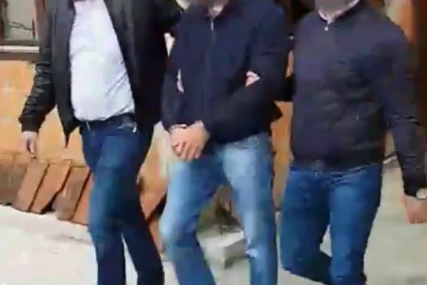 DOLIJALI BOLESNICI! Uhapšeni manijaci tokom akcije "Armagedon": Iskorišćavali maloletnice za pornografiju!