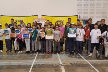 (FOTO) Održano 50. jubilarno takmičenje "Šta znaš o saobraćaju"