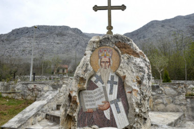 Srbi dobijaju još jednu crkvu u Parizu: Počinje osnivanje Parohije posvećene Svetom Vasiliju Ostroškom