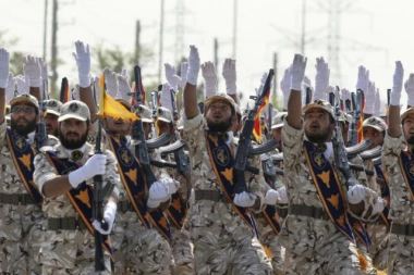 (VIDEO) Amerikancima ćemo razlupati glave: Komandant Revolucionarne garde zapretio uništenjem "Abrahama Linkolna"