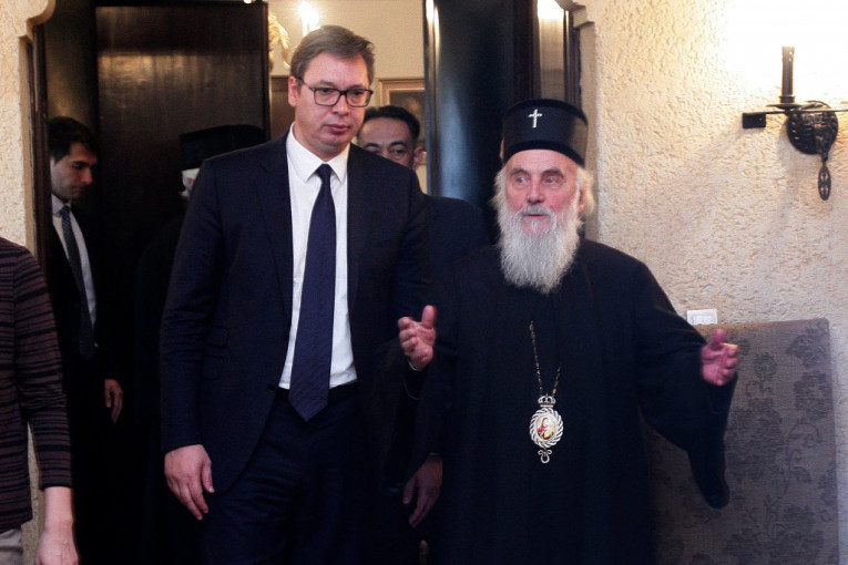 Vučić sa Patrijarhom od 17 sati: Ovo su teme o kojima će posebno biti reči