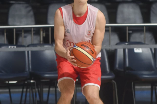 NBA partija Avramovića nedovoljna za pobedu Estudijantesa!