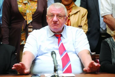 ŠEŠELJ: Radikali su opozicija vlasti, ne Srbiji