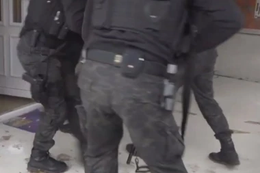 VELIKA AKCIJA HAPŠENJA U MAJDANPEKU! Profesor i policajci PRODAVALI DROGU ĐACIMA!