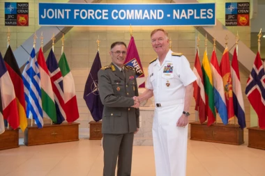 Mojsilović sa Fogom u Napulju: Tema - situacija na Kosovu