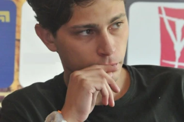 Sin Miše Janketića par sati posle očeve smrti na bini: Evo šta je rekao pred publikom!