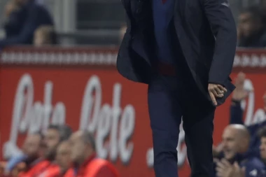 (VIDEO) Emocija, suze pesma: Navijači Bolonje na veličanstven način dočekali Mihajlovića!