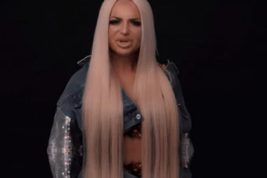 Ona je pijana i srećna: Džidža šokirala novim izdanjem!