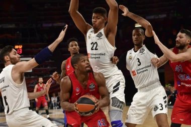 "Da li ostajem u CSKA?! Pitajte Miška Ražnatovića!"