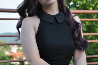 (FOTO) Devojčica anđeoskog lica je poslednja žrtva iz "autobusa smrti": Lena je bila jedinica, dobar đak i lepo vaspitano dete