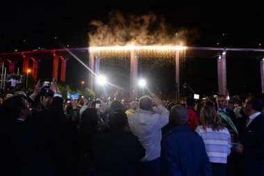 (FOTO) Vučić otvorio južni krak Koridora 10: Hvala graditeljima, napravili ste najlepši auto-put u Evropi!