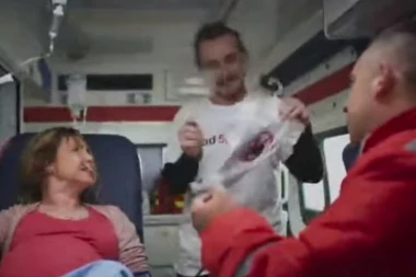 (VIDEO) DUHOVITIM NA PROTIVNIKE: SNS ima novi spot "Mogu oni nas da mrze, ali mi nastavljamo da radimo"