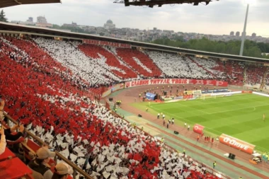 (VIDEO) Igrači bežali pred provalom oblaka
