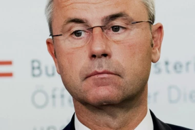 Promena na čelu Slobodarske partije Austrije: On će zameniti Štrahea