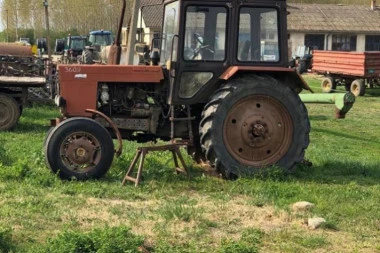 HOROR U SVILAJNCU: Traktor se pokrenuo i UBIO ČOVEKA!