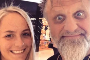 Imala je samo 22 godine: Umrla ćerka poznatog muzičara!