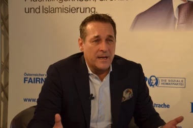 Štrahe želi da dokaže "nevinost"